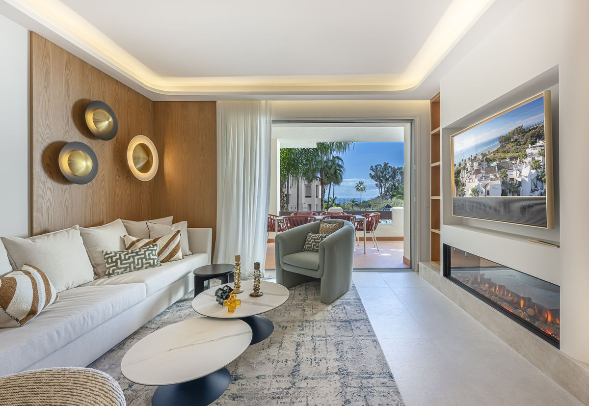 Nueva Milla de Oro, Estepona